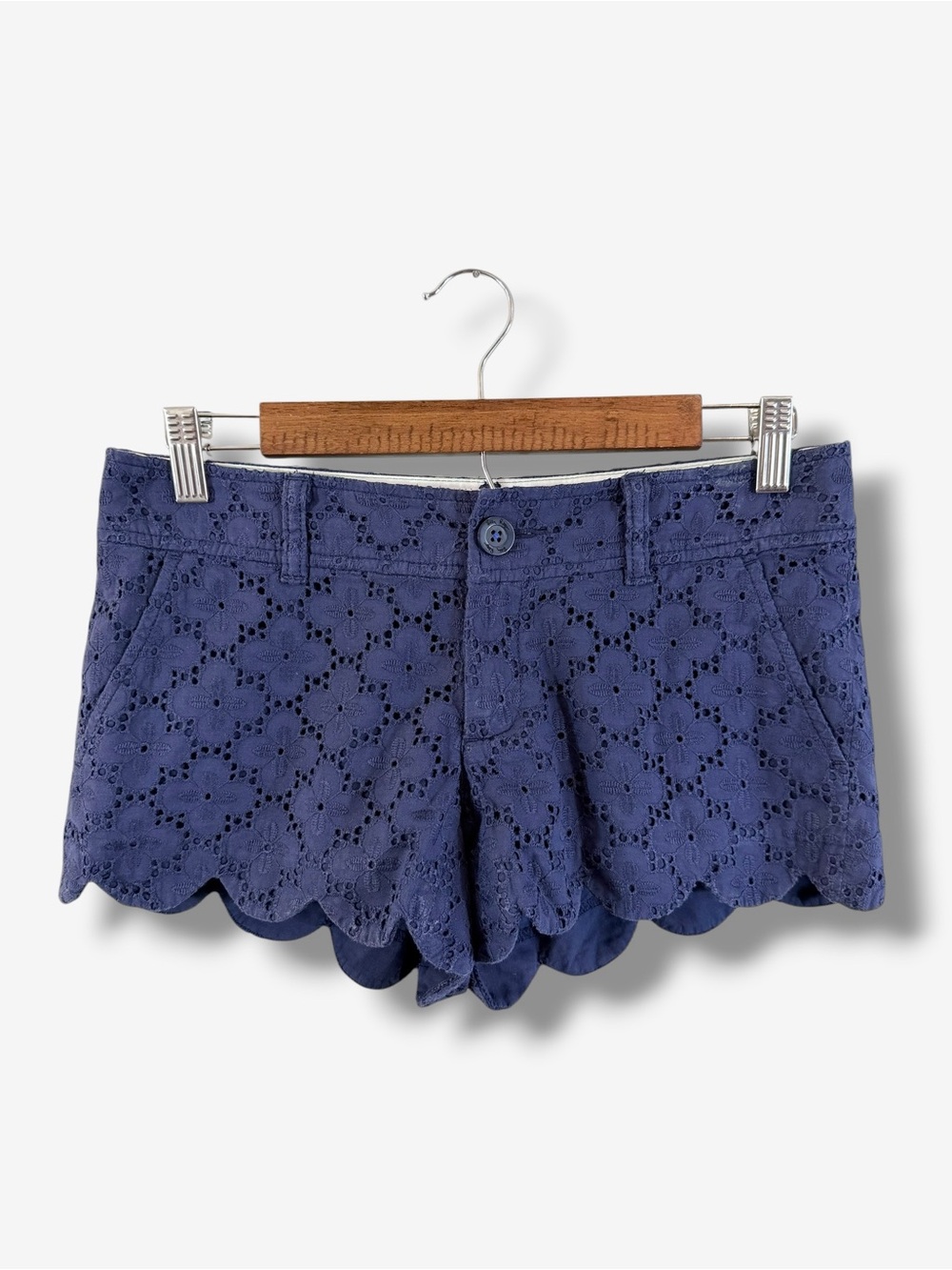 Lilly Pulitzer Blue Walsh Shorts Size 0 Eyelet Scallop Casual Preppy Summer